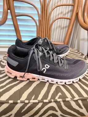 On Cloudrunner Women's Black and Pink Performance Sneakers